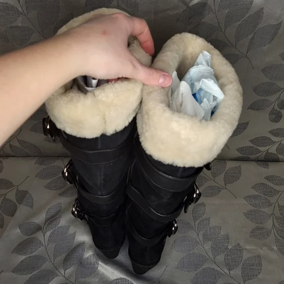 Cole Haan Suede lined boots - Picture 10 of 10